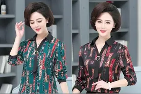 60后妈妈太赶时髦了！开春就穿这“春小衫”，气质高雅特显年轻图片