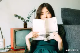 夫妻长期异地分居，男人想老婆会做什么？3个男人说了心里话图片