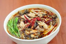 开店做米线挣钱么？能月入几万么？粉类店铺怎么避开明矾陷阱？图片