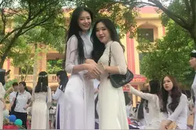 越南北江省的1.74米高中生Bui Khanh Linh，是多少人的梦中情人图片