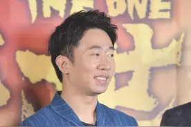 吴彤太惨了！做客杨迪家，职业病犯了，一看就是被嘉宾整怕了图片