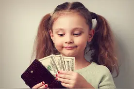 孩子偷偷拿家里钱去买零食吃，该怎么办？你是怎么处理的？图片