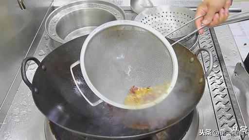 牛肚需要这些配菜，才能有效的去腥入味，增筋保鲜，厨师长的经验