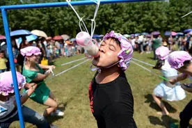 你知道什么是巨婴式恋爱吗？这就是很多人感觉到谈恋爱累的原因图片