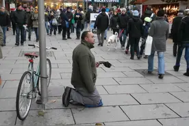 直击：德国穷人的生活，也是没钱没房图片