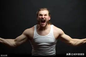 炎热的夏季，健身时的健身衣太贵穿不起，来来来我搜罗了一些好衣图片