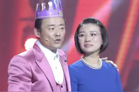 周立波与老婆胡洁 秀恩爱让人羡慕图片