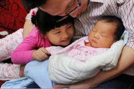 为什么生二胎？这些是我见过的最好答案，二胎要抓住最晚生育年龄图片