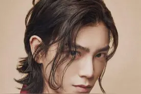 “丁禹兮”原来是艺名，当网友得知他真名后，还真没想到啊图片