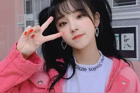 丸子头已经不流行了，今年这4种发型是真火，简单大方显脸小图片