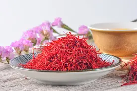 藏红花和红花的区别，平时能泡水喝吗？藏红花你想知道的6大问题图片