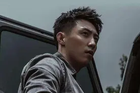 黄景瑜方否认恋情，网友却发现两人关系细节，确实做错一件事图片