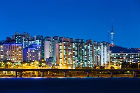 亚洲韩国的首都首尔，汉江大桥，中心广场图片