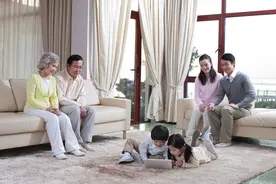 姥姥有义务带外孙吗？这位女婿的做法超赞，难怪日子过得很幸福图片