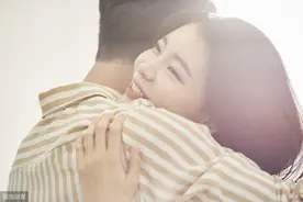 日本女朋友对「抱抱」上瘾，所有女生都这样吗？图片