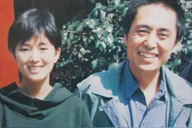 肖华与张艺谋离婚：那些年，独自带着女儿，辛酸与泪水涌上心头图片