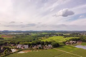 农村宅基地开始收费了？这些地区已实行图片