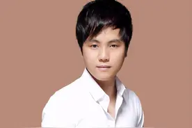 一首歌赚上亿却被嘲口水歌，拒上歌手和春晚，消失的郑源去哪了图片