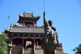 李自成想打进开封有多难？闯王被射成独眼，百万人口饿死70万图片