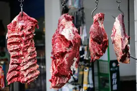 买牛肉，选表面干的还是湿的？牢记“3不买”，牛肉新鲜肉香十足图片
