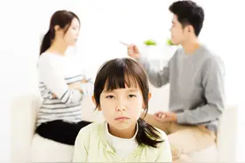 离婚的父母，藏着孩子一生的灾祸和福祉图片