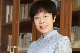 才女蒙曼，她是父母的骄傲，也给双亲带来遗憾图片