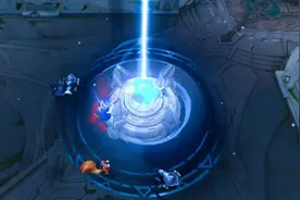 有钱人的玩法！土豪玩家疯狂充值，居然达到了王者充值上限图片