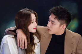 沦陷在黄景瑜、迪丽热巴的CP中无法自拔图片