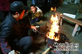 郴州传统手艺之爆米花师傅的乡村“坚守”图片