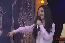 谢娜甜蜜牵着老公张杰的手，唱《明天过后》全场欢呼，好甜啊！视频封面