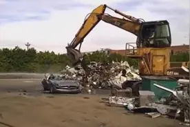 汽车不开了是怎么报废回收的呢？过程全在这里了视频封面