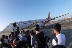 飞行体验——乘坐海航波音737客机经济舱从三亚前往珠海