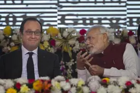 印度阅兵首次邀请法国方队 奥朗德与莫迪共同观看图片