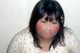 胖女人压老公，笑喷全场！视频封面