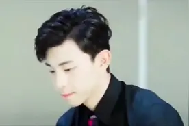 灵修夫妇杨紫、邓伦：大结局，当然是结婚了，好甜蜜啊视频封面