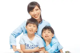 主播黄文华剖腹產 次子忧妹夺爱乱开玩笑图片