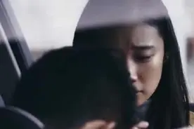 男人给前女友打开车门，一转身，女人下了杀手视频封面