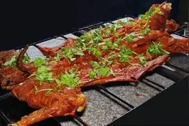 烤羊好吃，但活羊冻羊傻傻分不清，来教你三招！图片