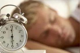 科普：睡眠不足易长胖图片