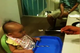 喂小孩吃饭～～要这样喂！图片