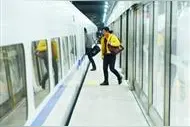 乘武孝城铁去机场就像坐地铁 汉口站有专门进站通道图片