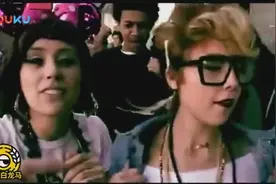 找到在抖音上超火的换装视频背景音乐的原版MV