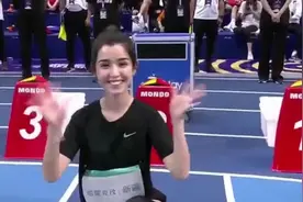 陈赫签下新疆小花力捧，网友直言迪丽热巴危险了视频封面