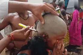 印度女子挑战光头发型，剃得真干净，看着好过瘾