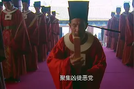 高俅不愧是皇上的潜邸奴才，说一不二说要讨伐梁山皇上直接批准