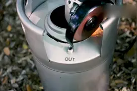 牛人打造一个铁匠专用火炉，最高能承受800度高温，厉害了