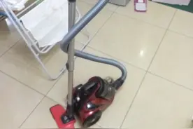 清洁多面手，洁净健康小助手！小狗 D-9006 卧式吸尘器图片