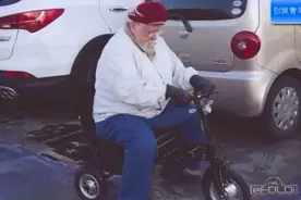 可以充电的旅行箱，休息时可以当椅子，赶路时还能当电车代步！