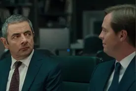 憨豆不认得最大的上司，在会议上还玩升降椅！看一遍笑一边视频封面