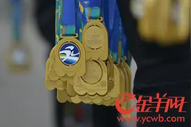 河源万绿湖国际马拉松圣诞日开跑 海内外跑友体验醉美赛道图片